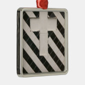 Frans West Indies, Guadaloupe, Grande Terre, Metalen Ornament (Rechts)