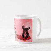 Franse buldog zitten op hart kussen en bloemen koffiemok (Voorkant rechts)