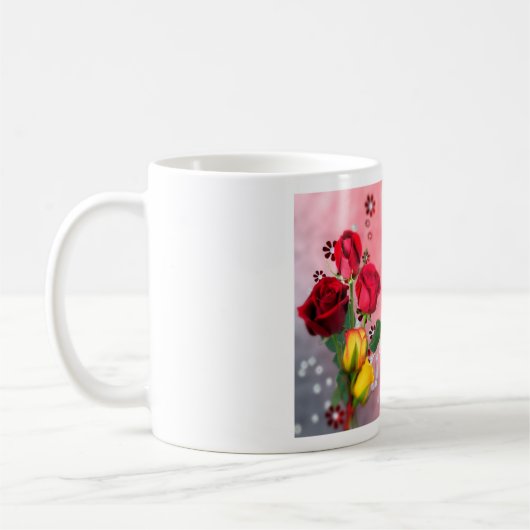 Franse buldog zitten op hart kussen en bloemen koffiemok (Links)