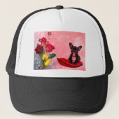 Franse buldog zitten op hart kussen en bloemen trucker pet (Voorkant)