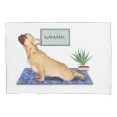 Franse Bulldog Doing Upward Dog Yoga Pose Kussensloop (Voorkant)