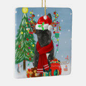 Franse Bulldog in sneeuw met kerstcadeaus Keramisch Ornament (Rechts)