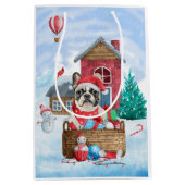 Franse Bulldog in sneeuwkersthondenhuis Medium Cadeauzakje (Voorkant)