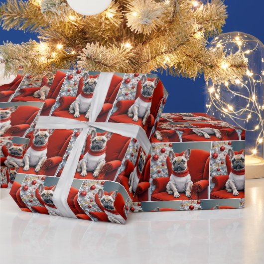 Franse Bulldog op een rode stoel Cadeaupapier (Feestdagen)