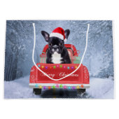 Franse Bulldog op sneeuw tijdens de kerstmis Groot Cadeauzakje (Voorkant)