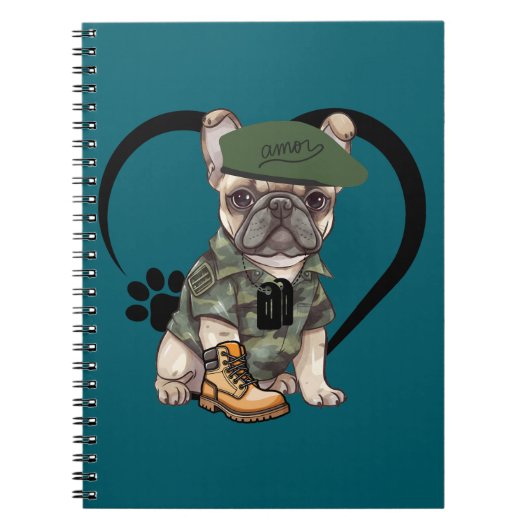 Franse Bulldog Puppy in Camo Outfit & Groene Baret Notitieboek (Voorkant)