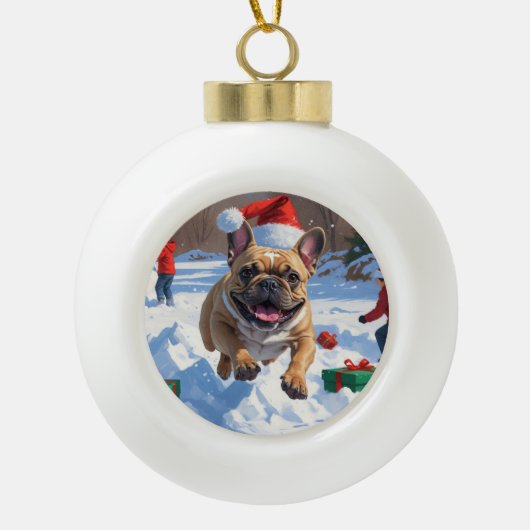Franse Bulldog rent in de sneeuw met kerst Pet Keramische Bal Ornament (Voorkant)