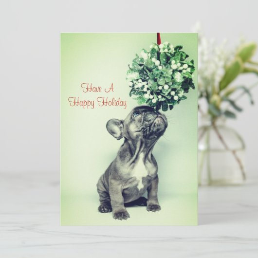 Franse bulledog puppy and mistletoe feestdagenkaart (Staand voorkant)