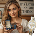 Franse Fleur de Lis Gold Vintage Paris Classy Horloge<br><div class="desc">Frans ontwerp met vier gouden fleur de lis-bloemen die een kruising vormen in het midden.</div>