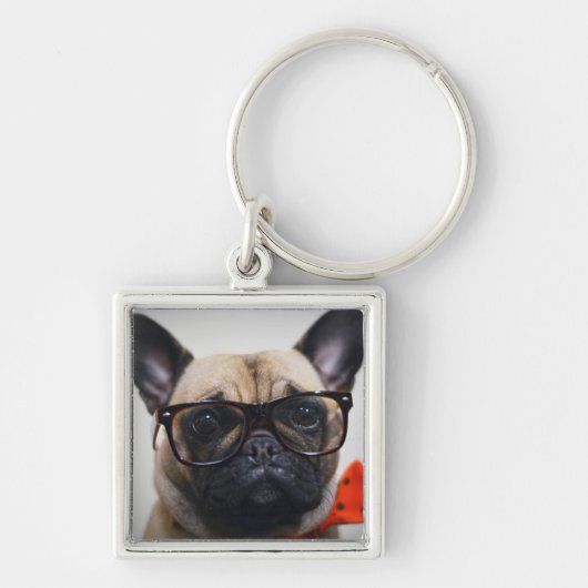 Franse hond met bril en Stropdas Sleutelhanger (Voorkant)
