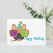 Franse hond met partijgebonden pet en zonnebrillen (Staand voorkant)