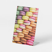 Franse macaron reclamebord met voetstuk (Voorkant)