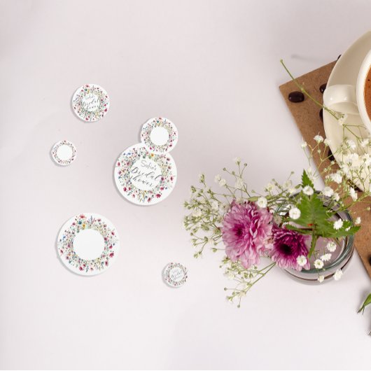 Franse tuinfeest bloemen bruidsdouche confetti