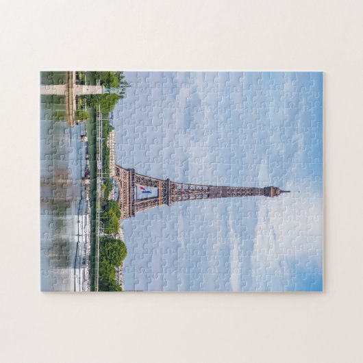 Franse vlag zwaait midden in Eiffeltoren Legpuzzel (Horizontaal)