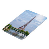 Franse vlag zwaait midden in Eiffeltoren Magneet (Linkerzijde)