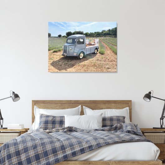 Franse vrachtwagen in Lavender Field Canvas Afdruk (Insitu (Slaapkamer))