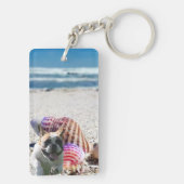 Französische Bulldogge am Strand French Bulldog Sleutelhanger (achterkant)