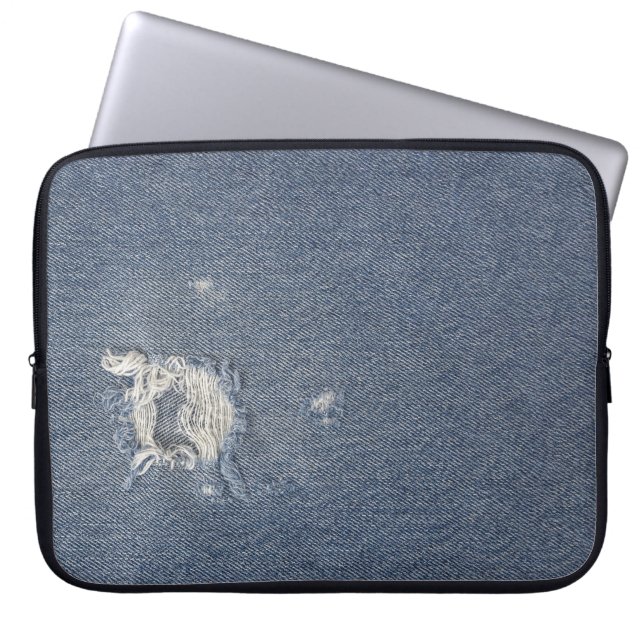 Frayed Blue Denim Hole Laptop Sleeve (Voorkant)