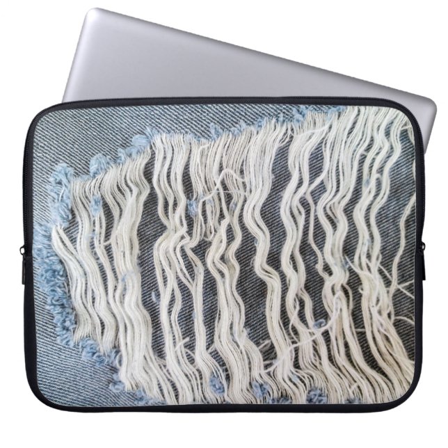 Frayed Blue Jean Hole Laptop Sleeve (Voorkant)