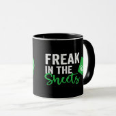 Freak in the Sheets Coffe Mug Mok (Voorkant rechts)