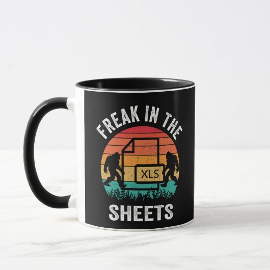 FREAK IN THE SHEETS SASQUATCH RETRO SUNSET MOK (Links)