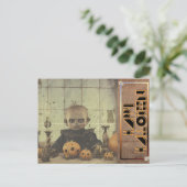 Freaky Doll Eerie Halloween Feestdagenkaart (Staand voorkant)