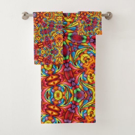 Freaky Tiki Red  Fractal Kaleidoscope Bad Handdoek (Insitu)