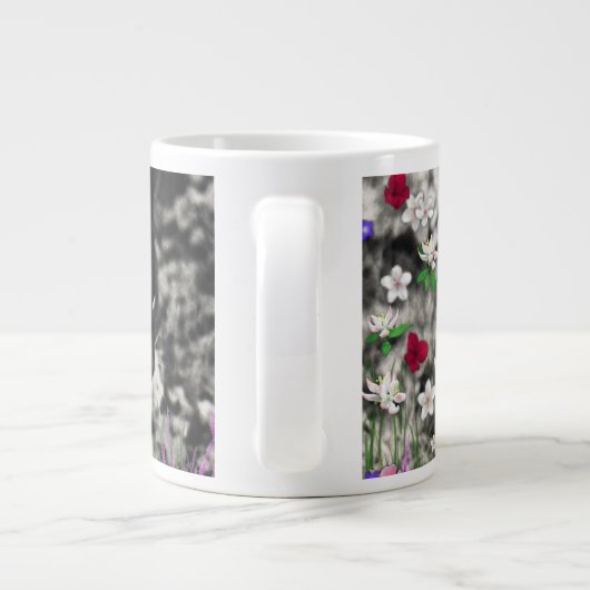 Freckles in Flowers II - Black and White Tux Cat Grote Koffiekop (Achterkant)
