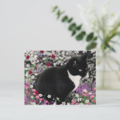 Freckles in Flowers II - Tuxedo Cat Briefkaart (Staand voorkant)