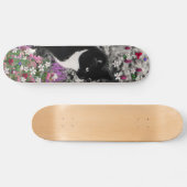 Freckles in Flowers II - Tuxedo Kitty Cat Persoonlijk Skateboard (Horizontaal)