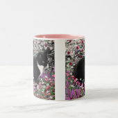 Freckles in Flowers II - Tuxedo Kitty Cat Tweekleurige Koffiemok (Center)