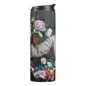 Frederic Bazille - Jonge vrouw met Pioenrozen Thermosbeker (Gedraaid links)
