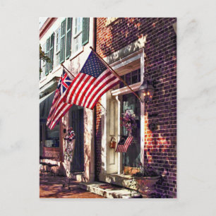 Fredericksburg VA - Street with American Flags Briefkaart
