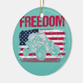 Fredom SXS UTV naast Amerikaanse vlag Keramisch Ornament (Links)