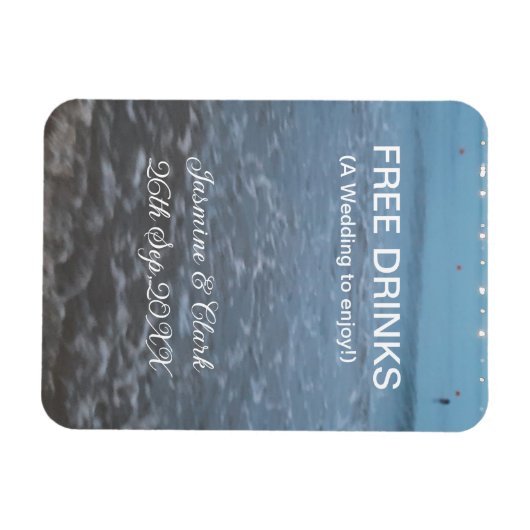 Free drinks save the date beach wedding add name magneet (Horizontaal)