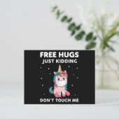 Free Hugs Just Kidding Do Not Touch Me Briefkaart (Staand voorkant)
