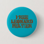 Free Leonard Peltier Button (Voorkant)
