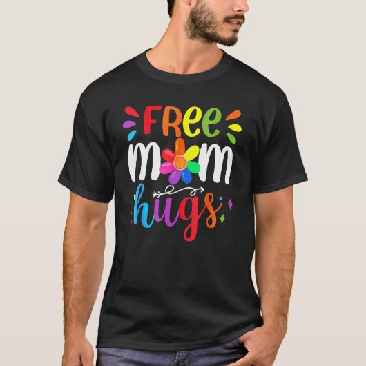 Free Mom Hugs Rainbow Heart LGBT Pride Month T-shirt (Voorkant)