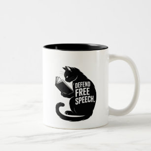Free Speech Cat —"Defend Free Speech" Black Coffee Tweekleurige Koffiemok