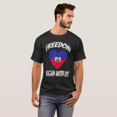 Freedom began with Us Retro Haitian Flag Independe T-shirt (Voorkant volledig)