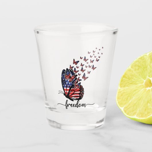 Freedom Butterflies | Patriottisch rood, wit, blau Shot Glas (Voorkant)