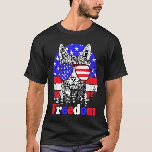 Freedom Cat American Flag op 4 juli T-shirt (Voorkant)