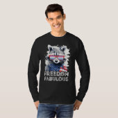 Freedom Fabulous  Raccoon Genderfrith Sunglasses F T-shirt (Voorkant volledig)