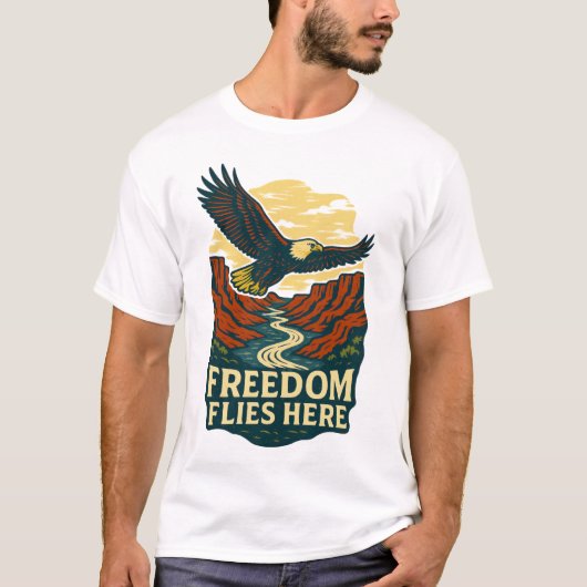 Freedom Flies Here Retro Eagle Artwork T-shirt (Voorkant)