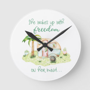 "Freedom on her Mind" - Retro Camper Caravan Ronde Klok