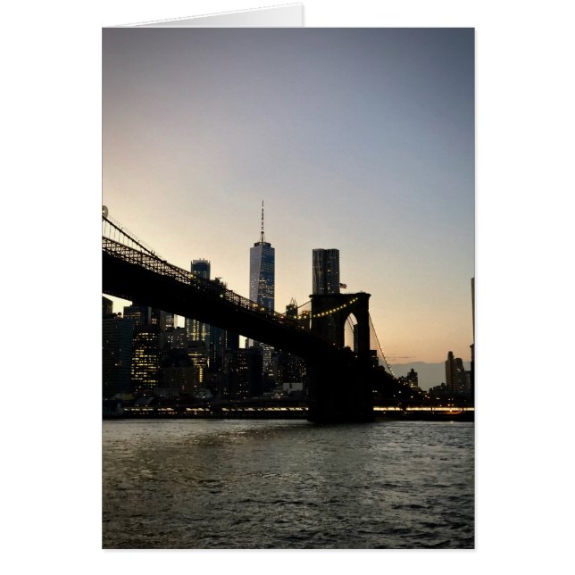 Freedom Tower en Brooklyn Bridge in Dusk (Voorkant)