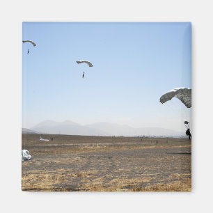 Freefall parachute jumpers magneet