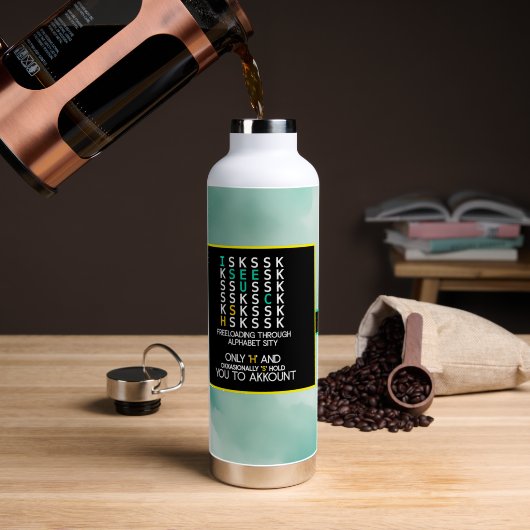 Freeloader C Water Bottle – Alfabet Sity Edition Waterfles (Koffie (Gedraaid)  )