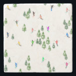 Freeride Alpiene Skiers Illustratie Partij Stenen Onderzetter<br><div class="desc">Koel het ontwerp van het skieerpatroon in de winter met skiërs die de alpine skipistes van de sneeuwbedekte bosjes in de alpen skiën. Freeride skiers dragen kleurrijke retro skipakken, die de heuvel neerslaan met de ski's op een witte sneeuwlandschapsachtergrond. Een prachtig wintersportcadeau voor een skiester in je kring van vrienden,...</div>