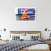 Freesia flower op het toetsenbord canvas afdruk (Insitu (Slaapkamer))